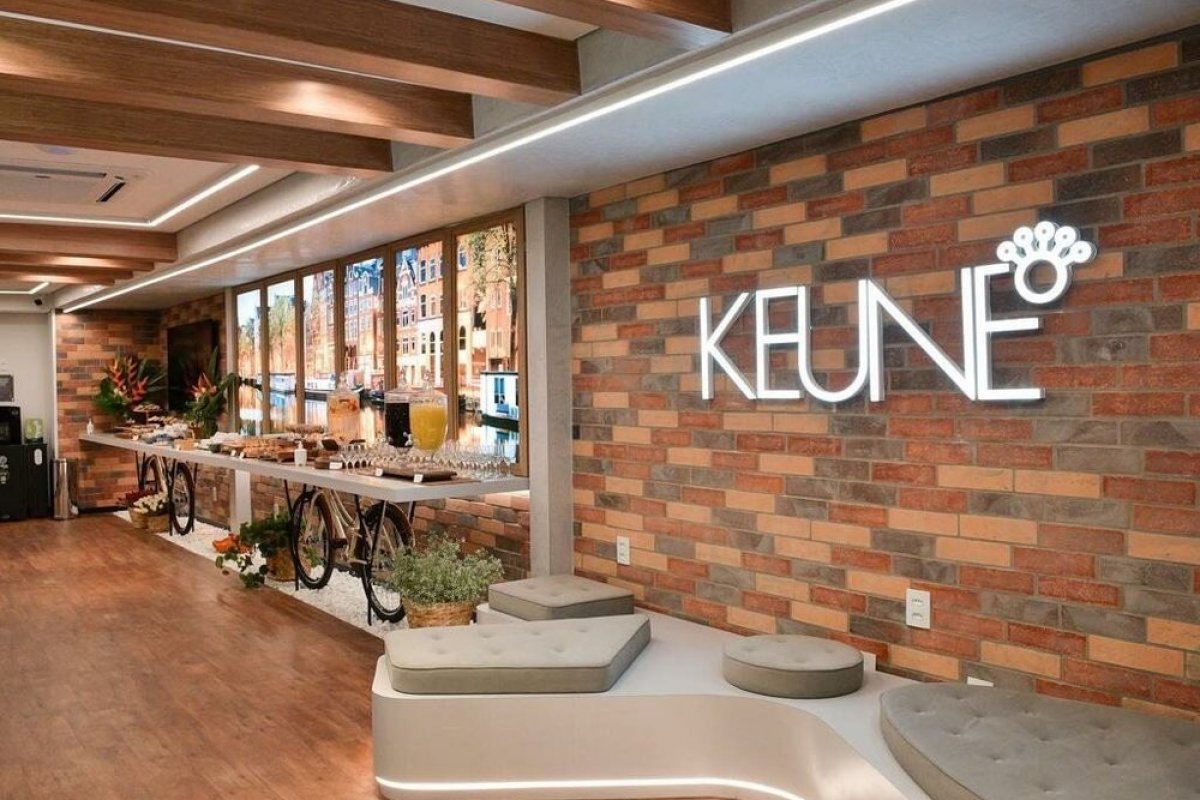 Keune Haircosmetics inaugura academia gigante em SP para formar profissionais da área