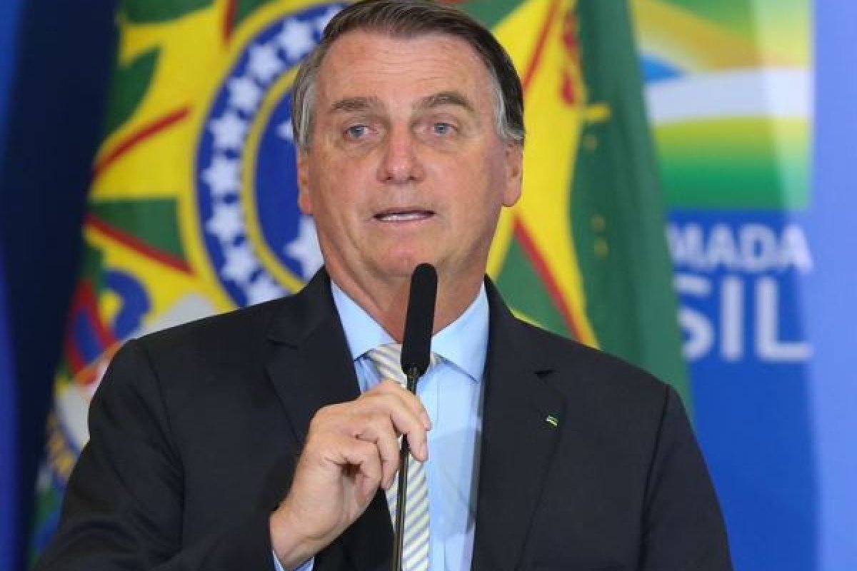 Em evento, Bolsonaro diz que conduz o Brasil para o caminho que os pastores quiserem