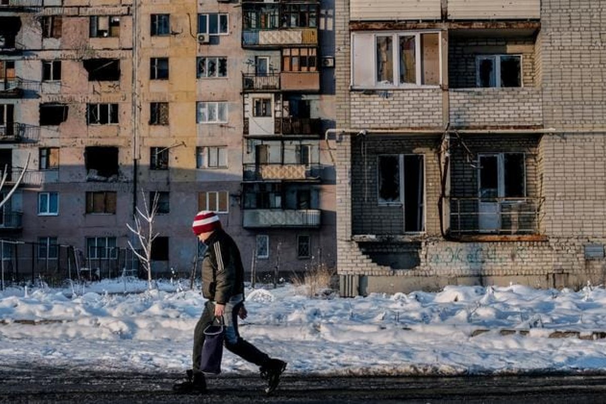 Ucrânia diz que Rússia segue não cumprindo cessar-fogo acordado para saída de civis