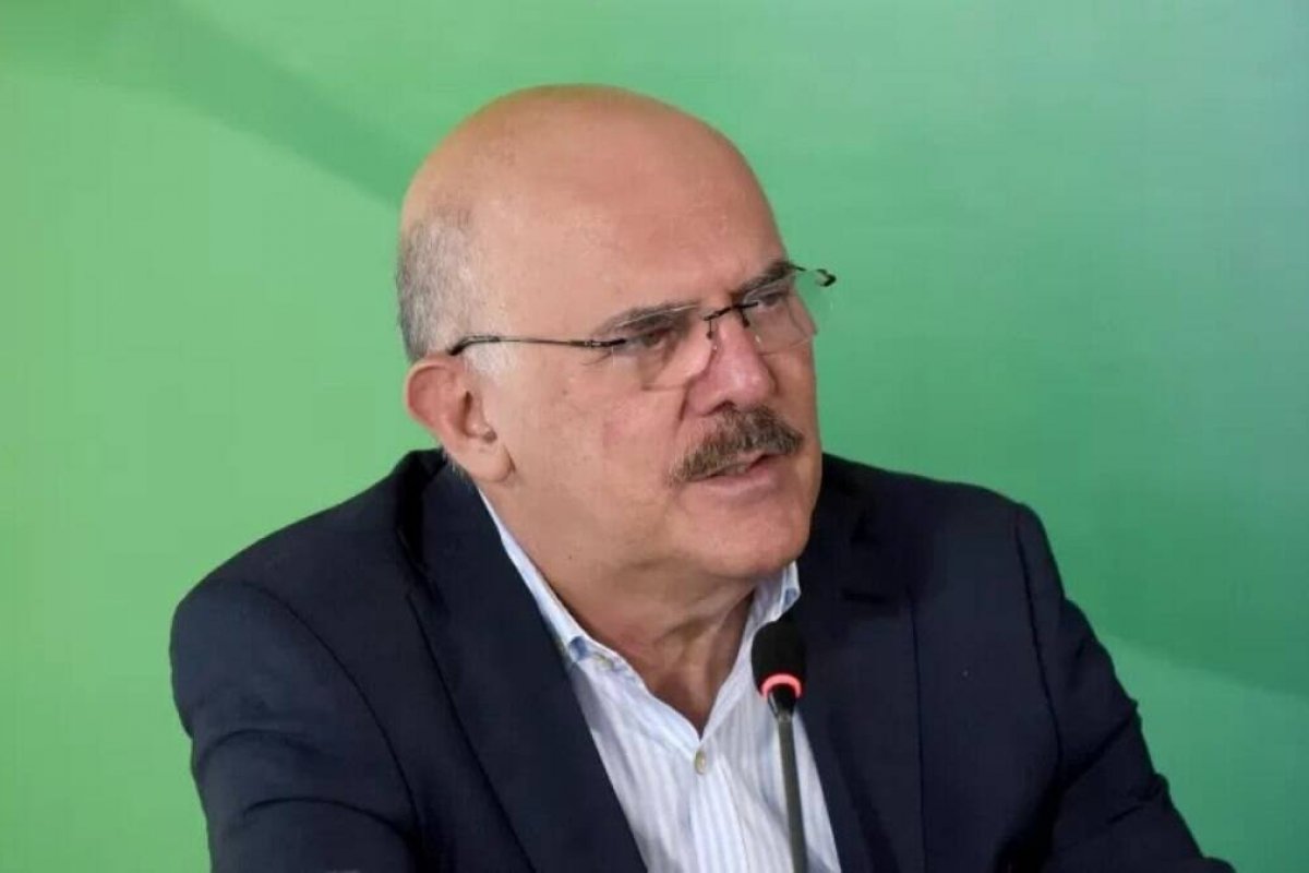 Ministro da Educação afirma que ensinar diversidade sexual é 'coisa errada'