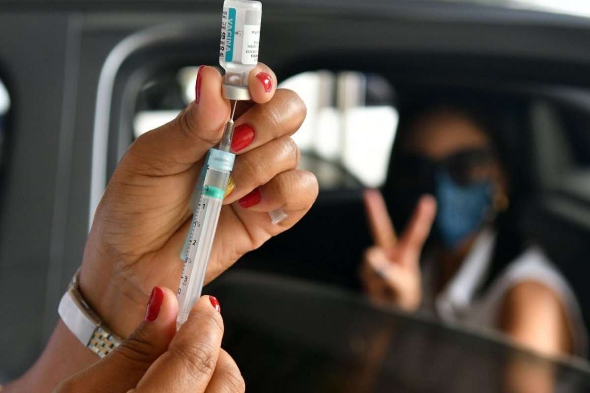 Salvador alcança marca de 1 milhão de doses de reforço aplicadas