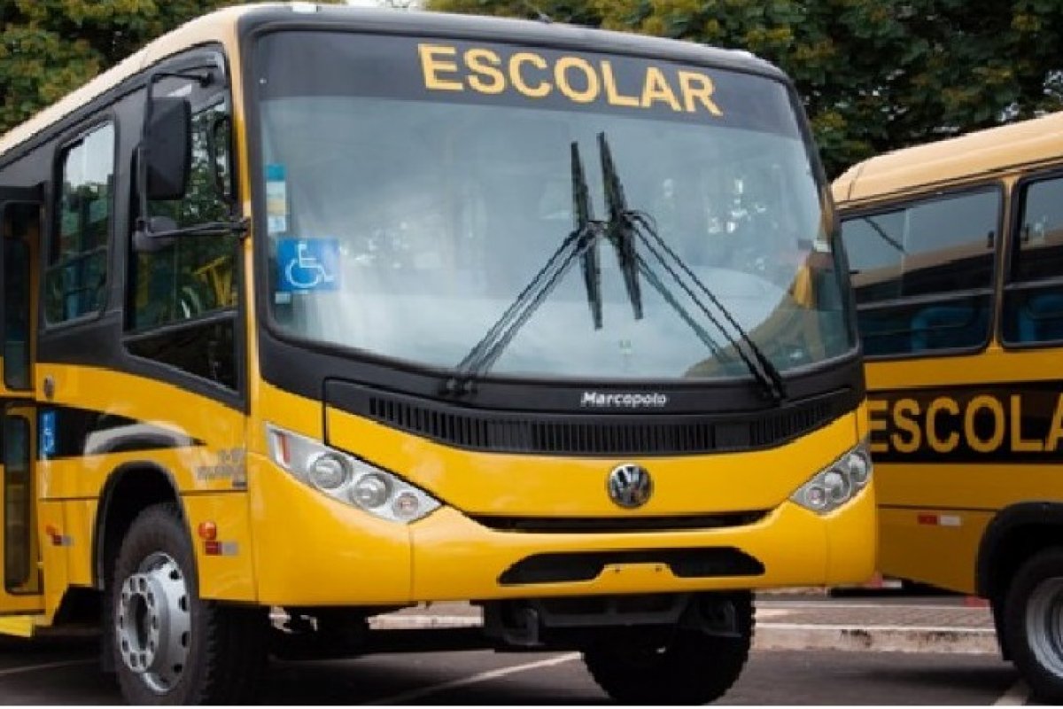 Justiça exige que Seabra restabeleça o transporte escolar da rede estadual