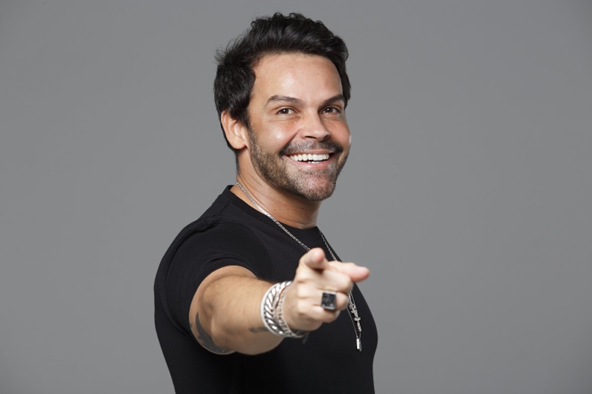 Alexandre Peixe comanda o Axézin Bye Bye Verão no Pátio São Joaquim