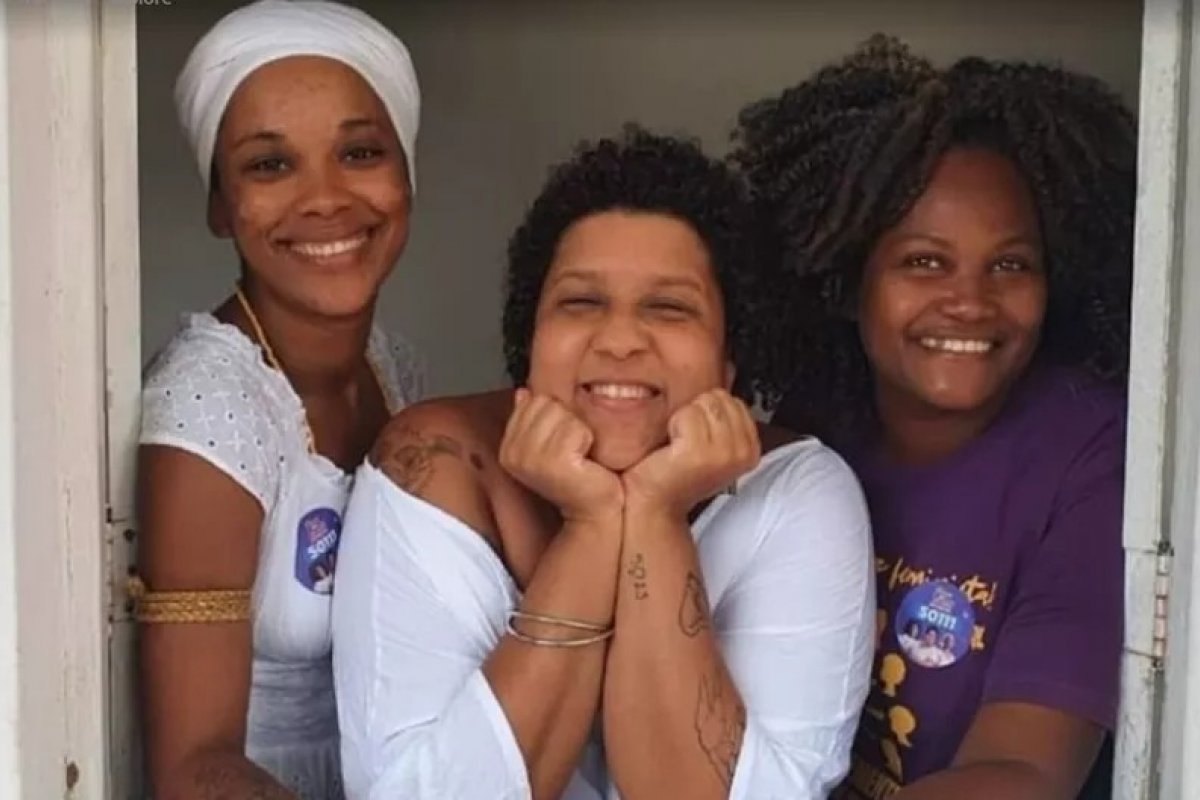 Sexo frágil?: "Se poder é bom, queremos poder!" - A luta das mulheres na política e a sobrevivência ao feminicídio eleitoral