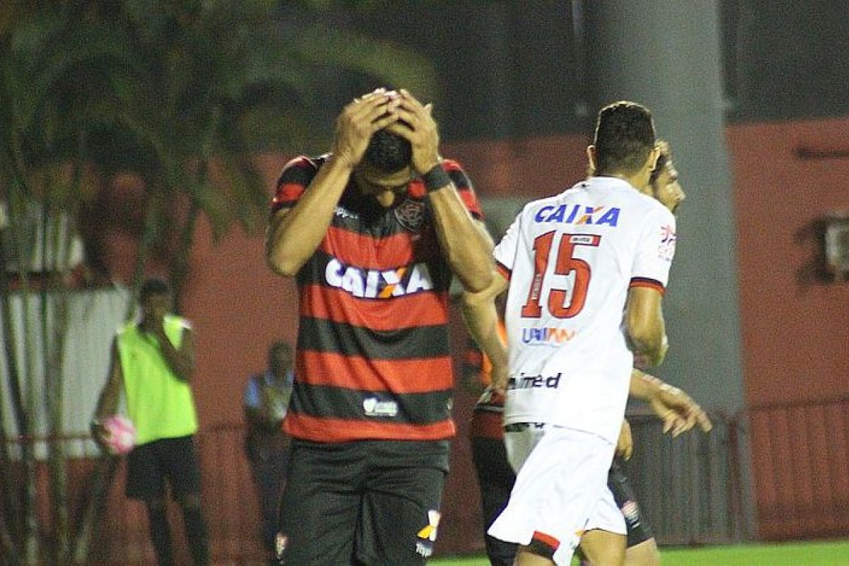 Vitória tem seu pior início de Série B