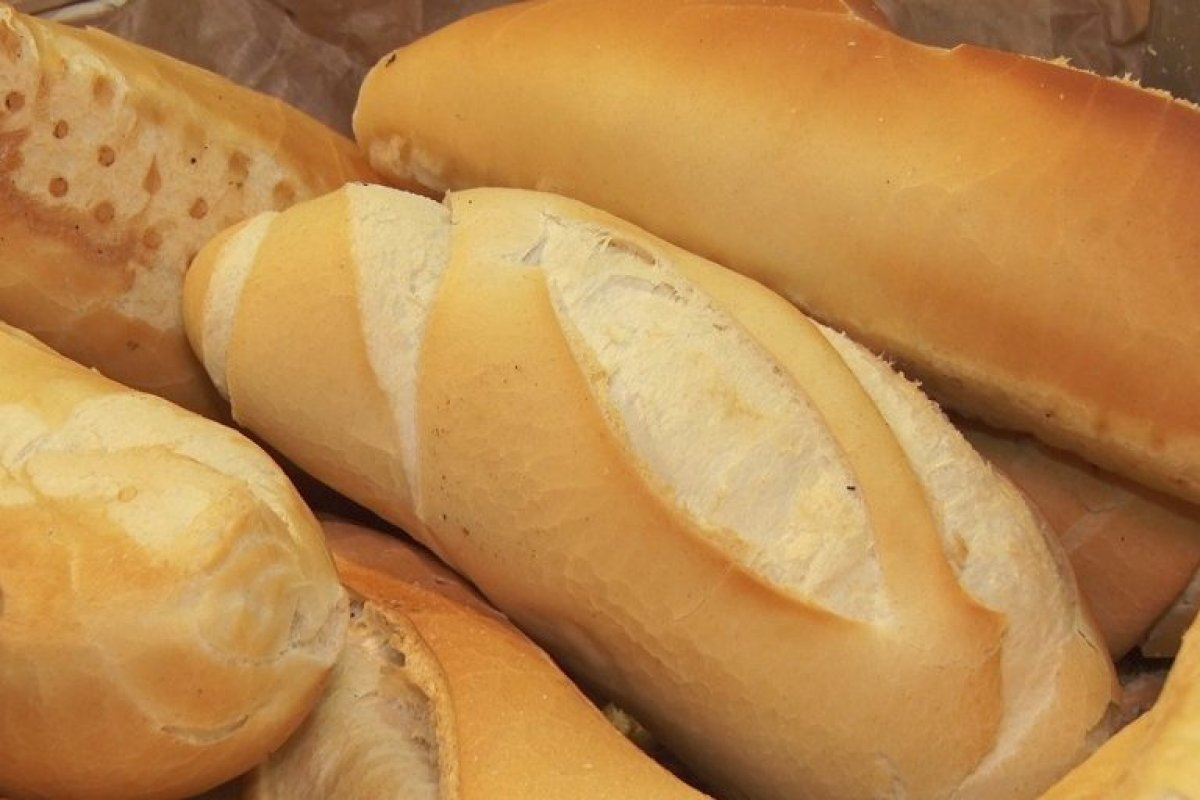 Guerra na Ucrânia deve encarecer o preço do pão no Brasil; entenda