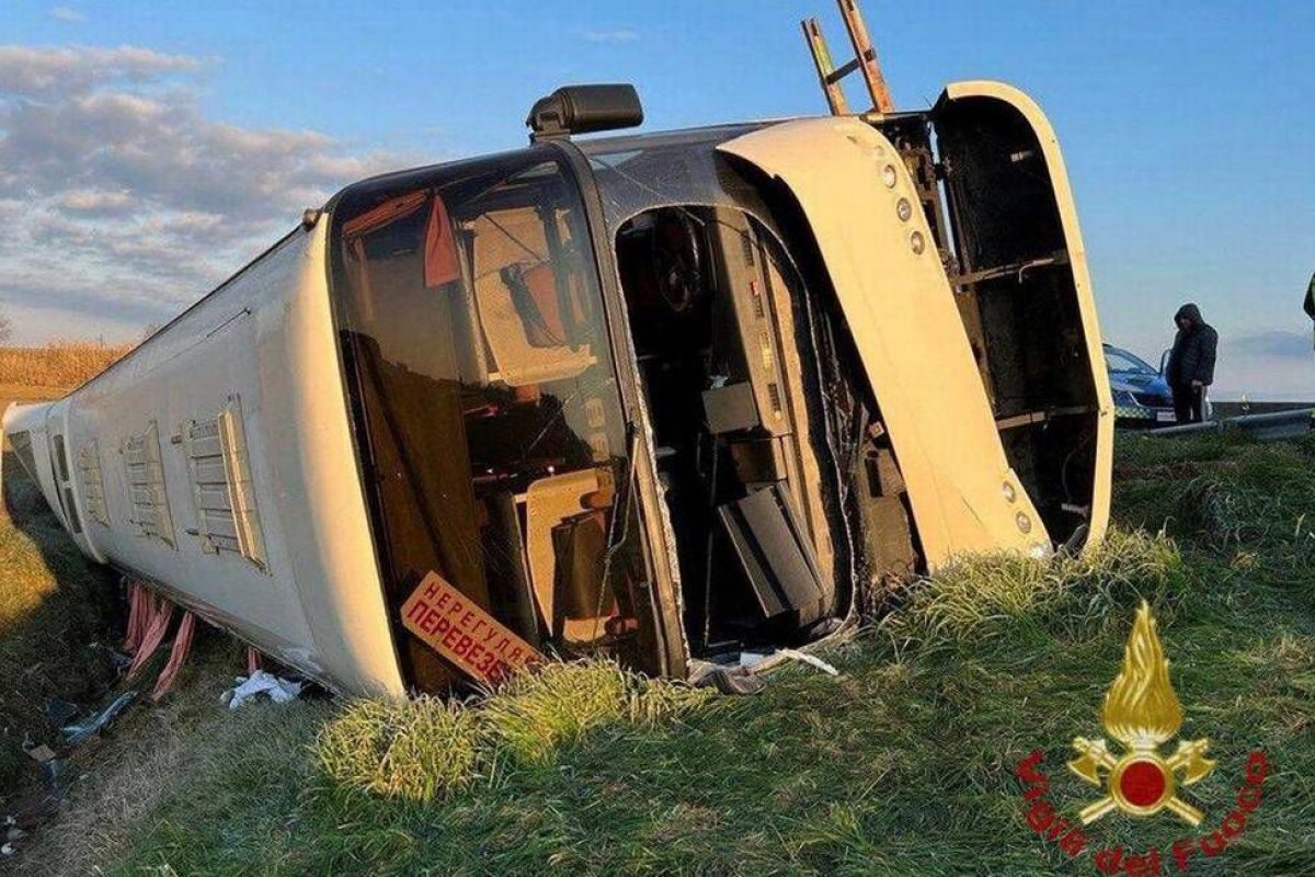 Ônibus que transportava Ucranianos sofre acidente na Itália