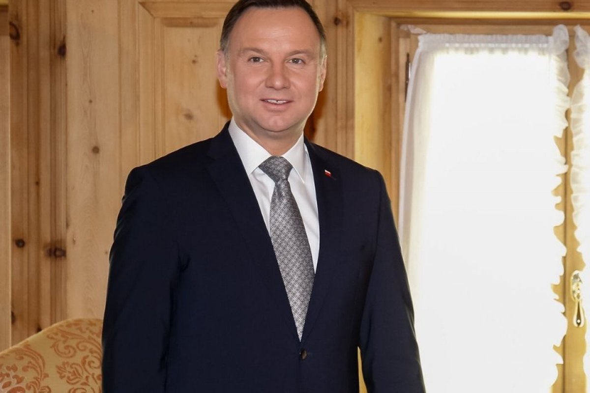 Se Rússia usar armas químicas, Otan pode intervir no conflito, afirma presidente da Polônia