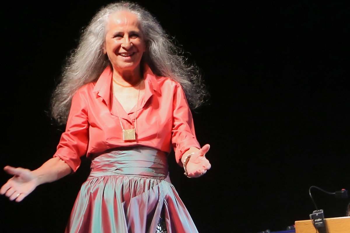 Show de Maria Bethânia e Maestro João Carlos Martins reúne famosos no Rio de Janeiro!