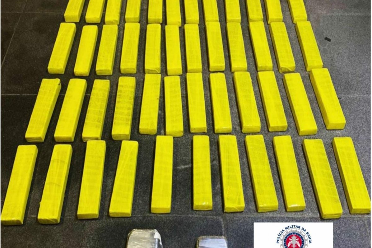 Mais de 70 tabletes de drogas são apreendidos em Feira de Santana