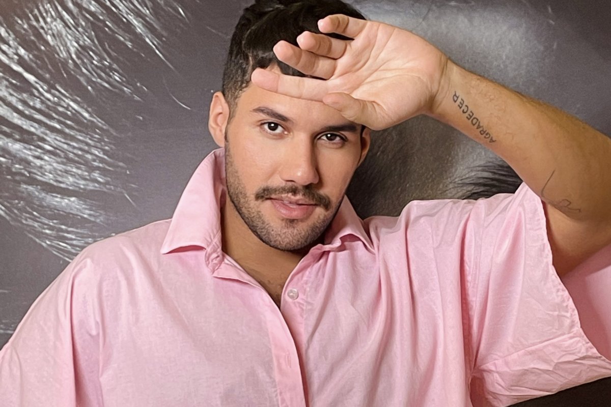 Referência na moda autoral, Iury Costa endossa pluralidade e sensualidade na nova coleção 'Open To Fantasy'