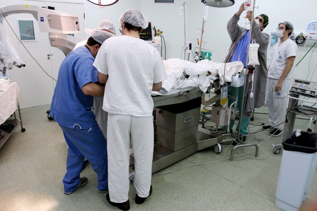 Bahia anuncia oferta de 79 mil cirurgias eletivas em até três meses