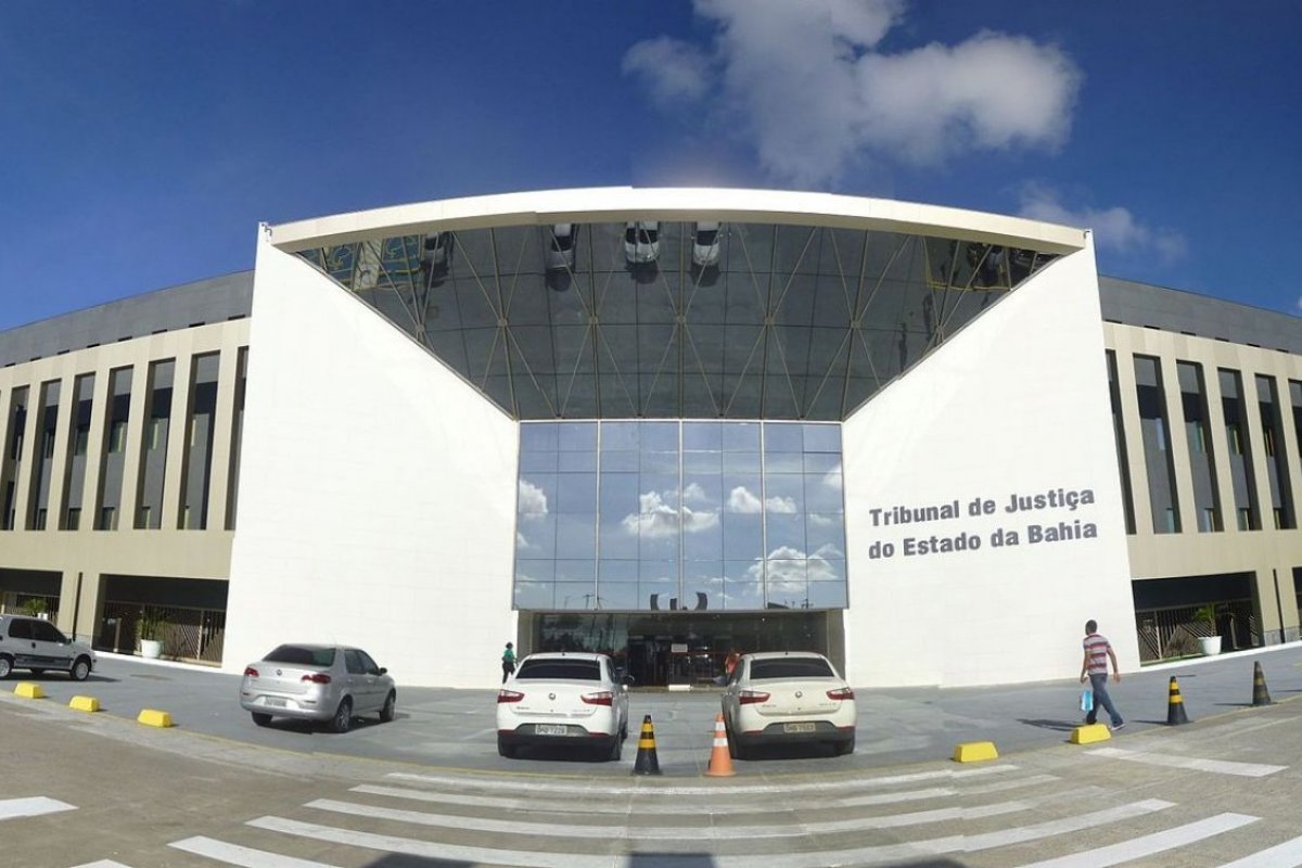 Funcionário terceirizado morre eletrocutado durante serviço no TJ-BA