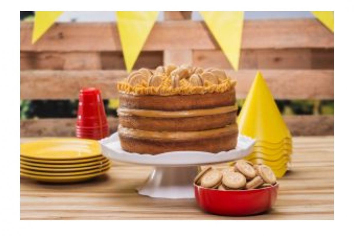 Aprenda a fazer um delicioso bolo de churros!