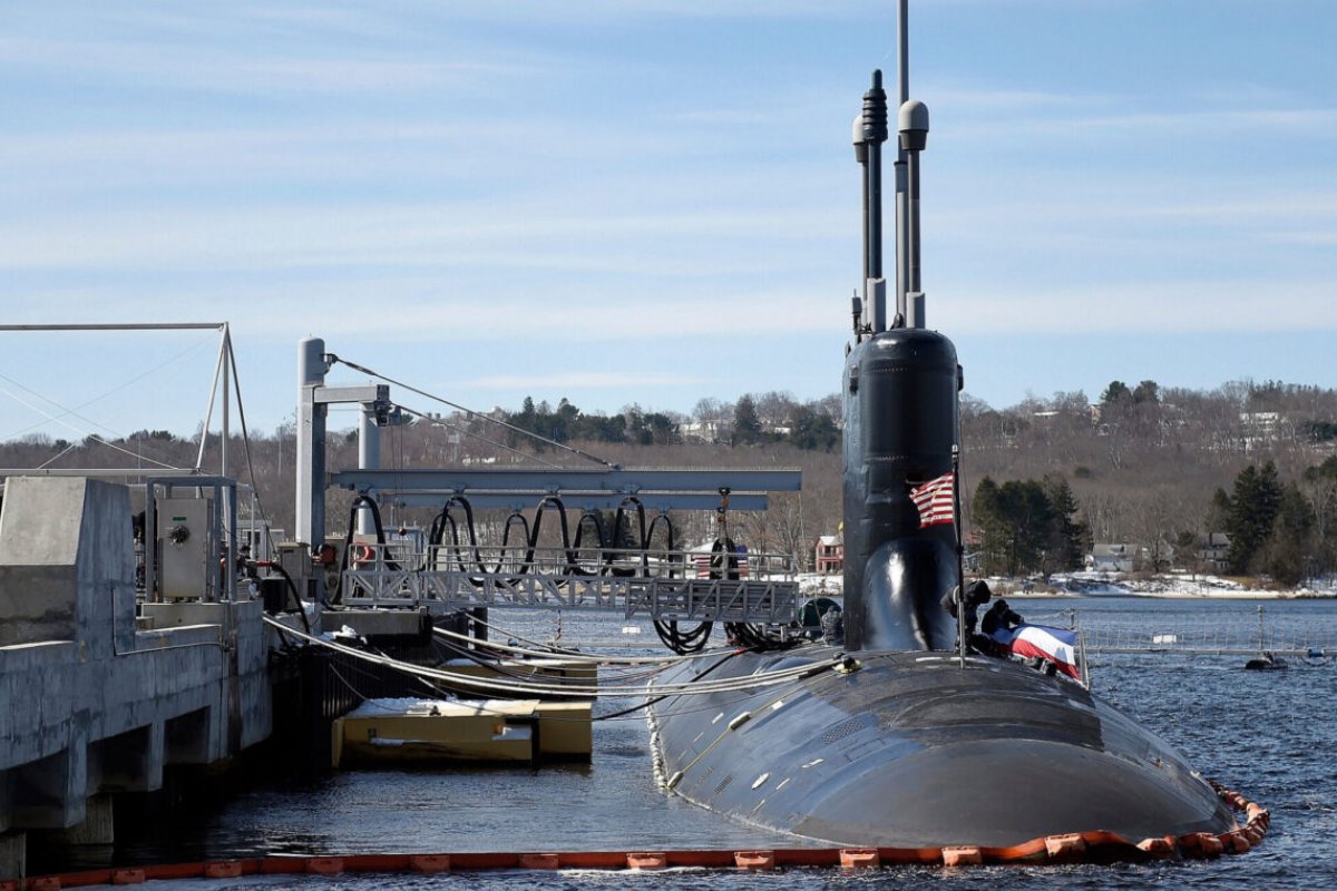 Casal americano é preso ao tentar vender segredos de submarino nuclear dos EUA ao Brasil