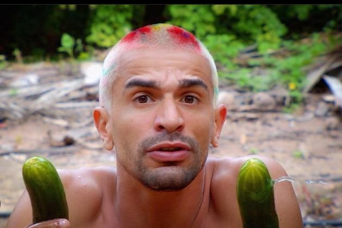 Oreia anuncia carreira solo e estreia single Pepinas