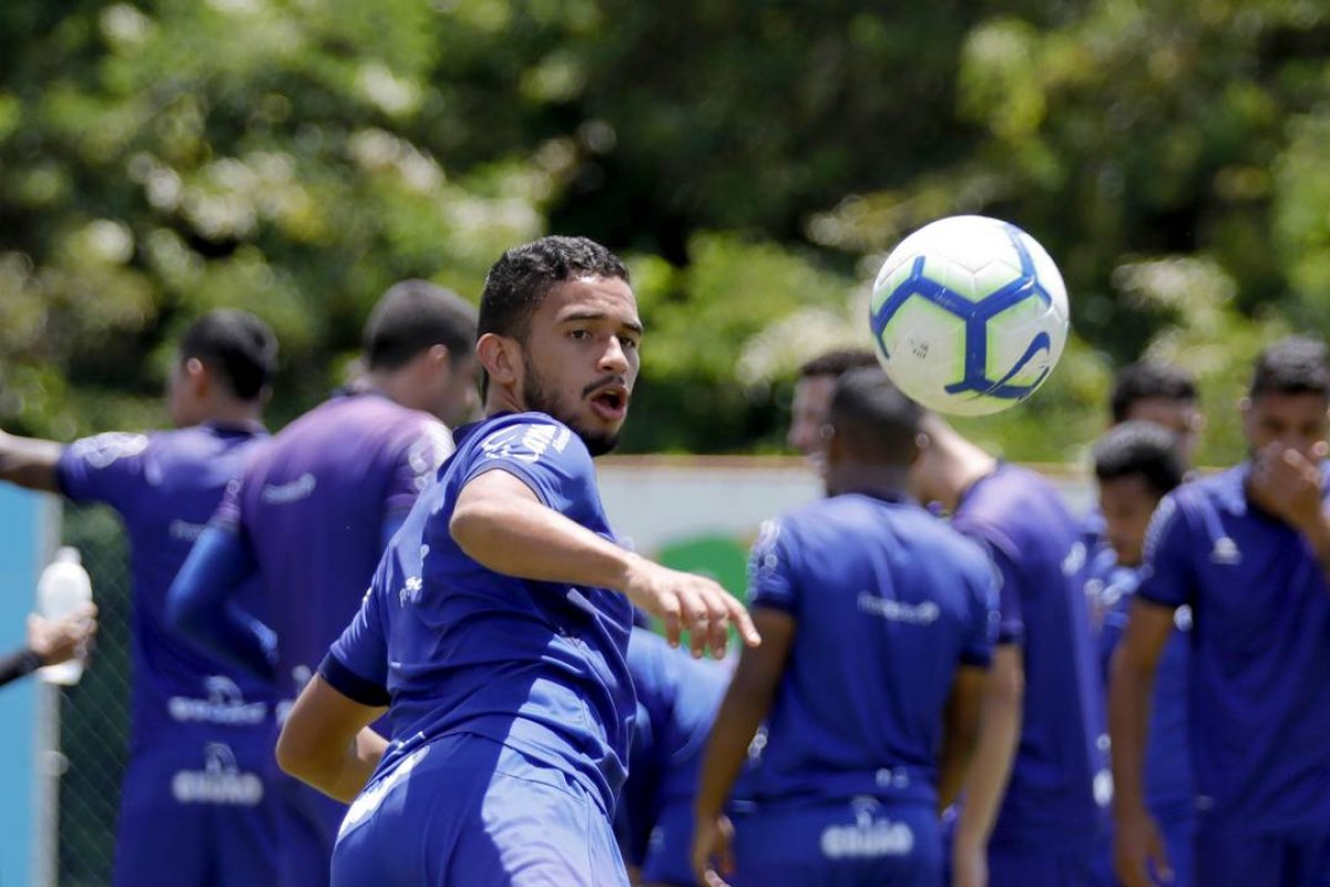 Bahia encara Ceará em Pituaçu podendo voltar ao G-6