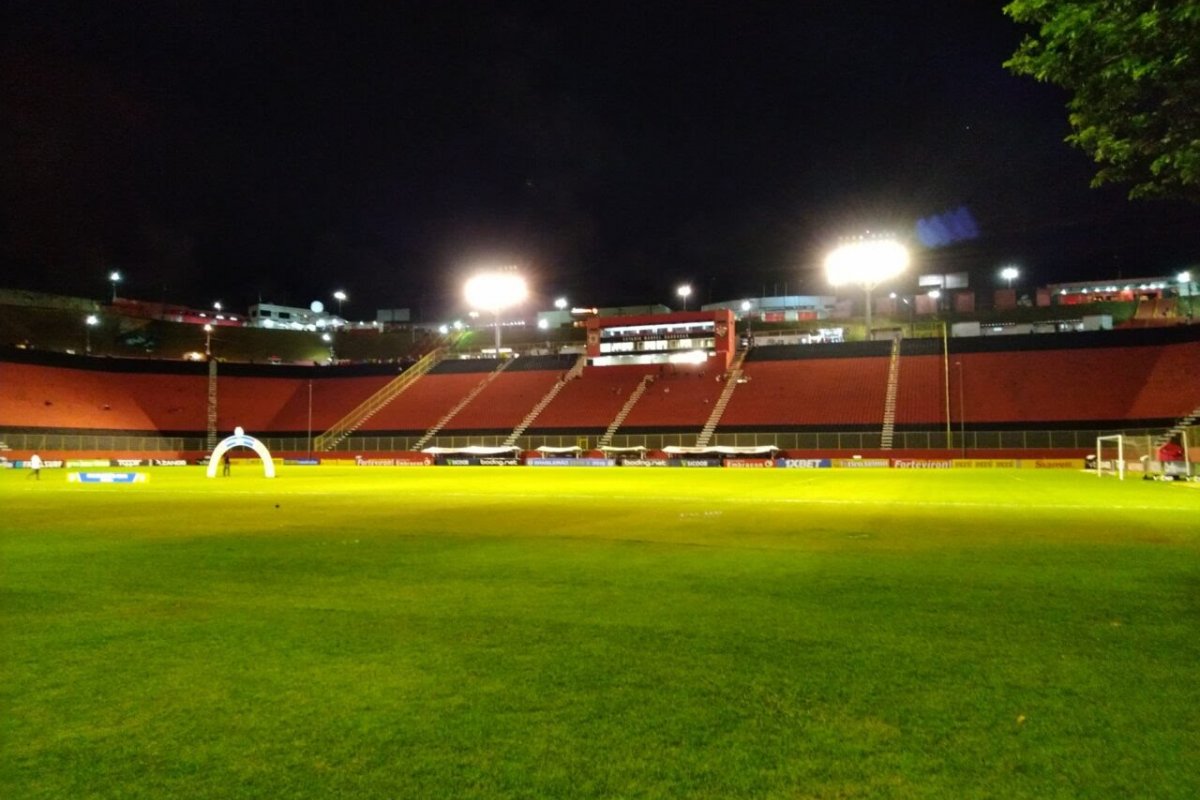 Vitória bate Bahia de Feira, mas cai na primeira fase do Estadual pelo quarto ano seguido