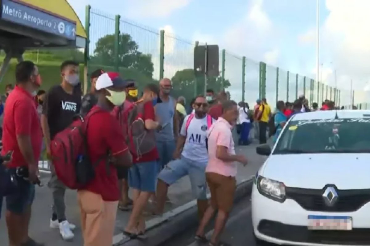 Paralisação dos rodoviários faz região metropolitana de Salvador amanhecer sem ônibus