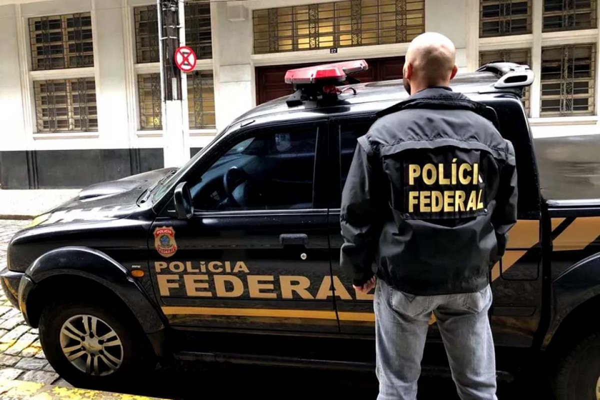 Operação da PF para desarticular esquema de fraudes em fundos de pensão mira deputado