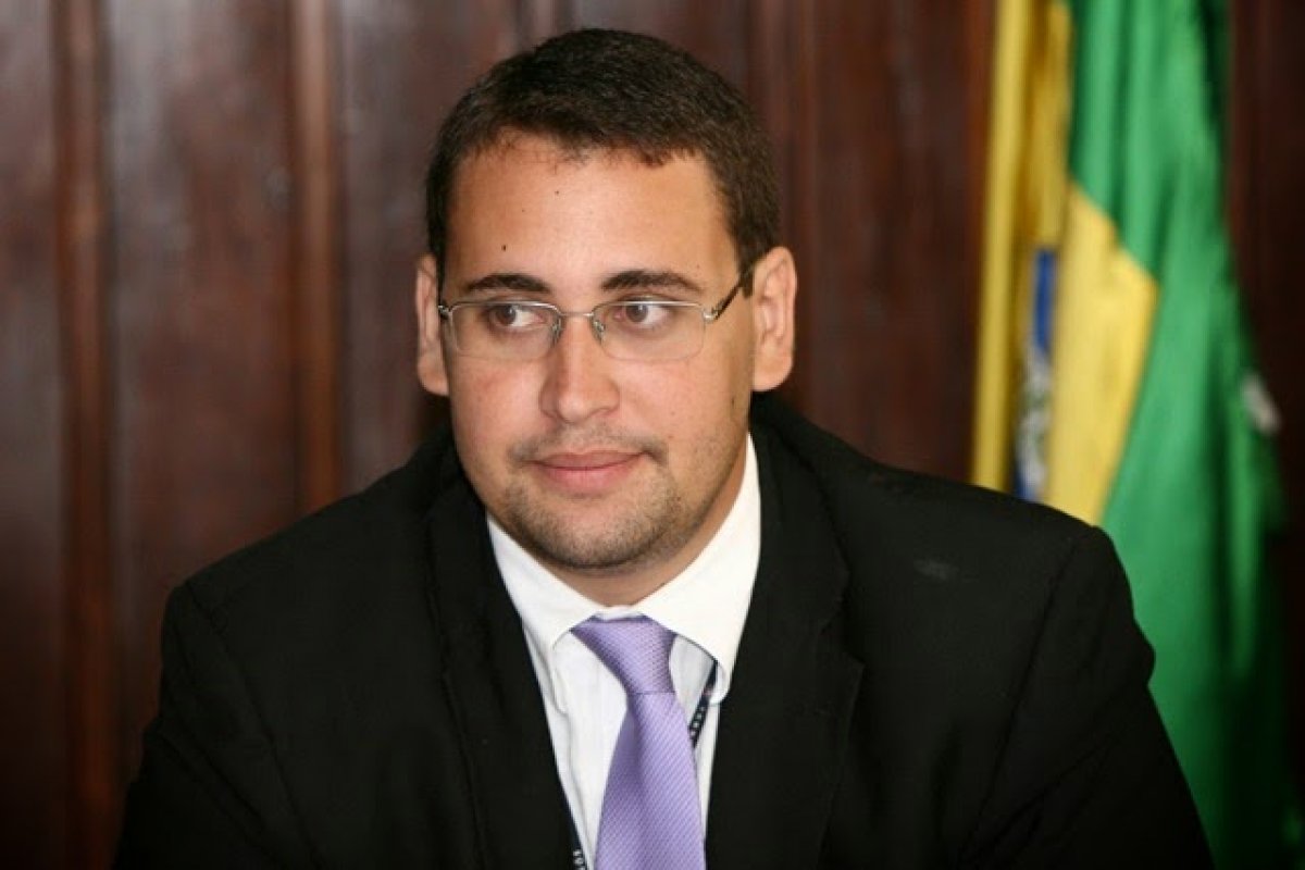 Éden Valadares é o novo presidente do PT na Bahia