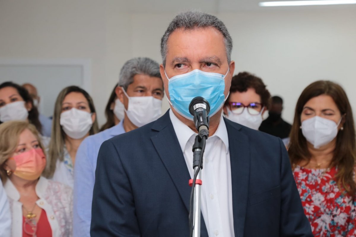 Covid-19: Rui Costa diz que está monitorando casos ativos e que não antecipará liberação do uso de máscaras