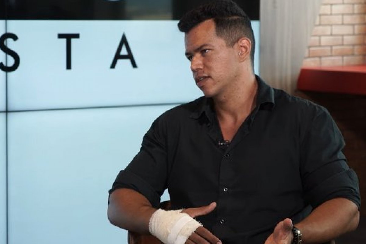 Personal que flagrou esposa com morador de rua afirma que continua casado