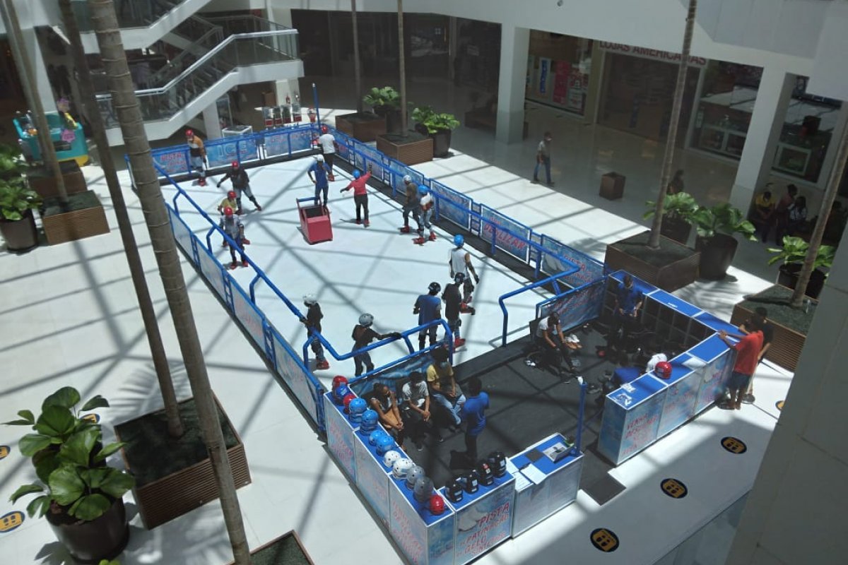 Pista de patinação do Shopping Bela Vista segue até 27 de março