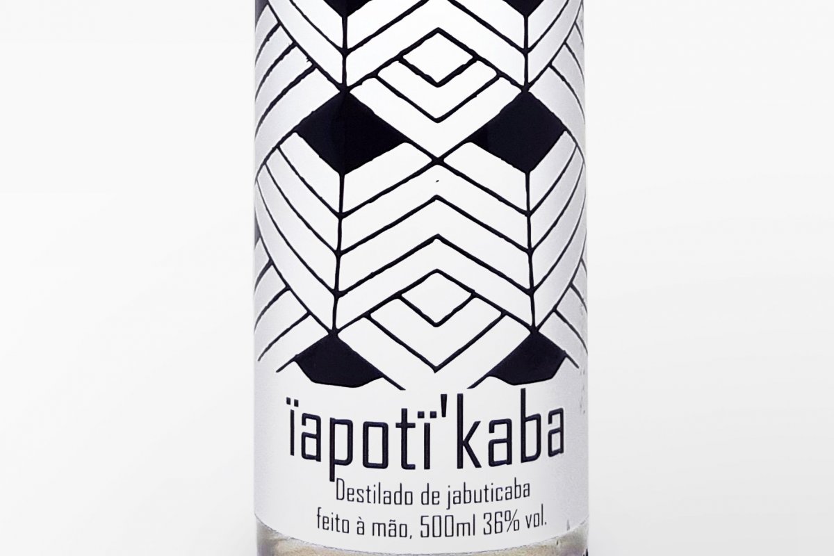 Empresa licoreira investe em ciência e tecnologia, gerando crescimento no mercado de bebidas alcoólicas na Bahia