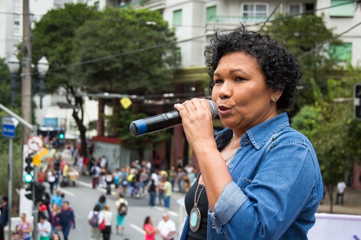 PSTU oficializa pré-candidatura de Vera à presidência do Brasil