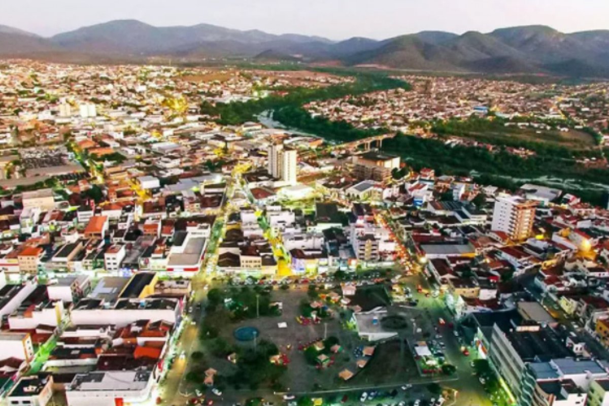 Um é morto e outro fica ferido após disparos de arma de fogo em Jequié