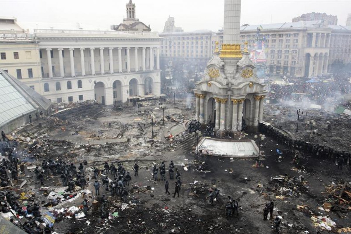 Kiev tem novo toque de recolher de 35 horas, que dura até quarta (23)