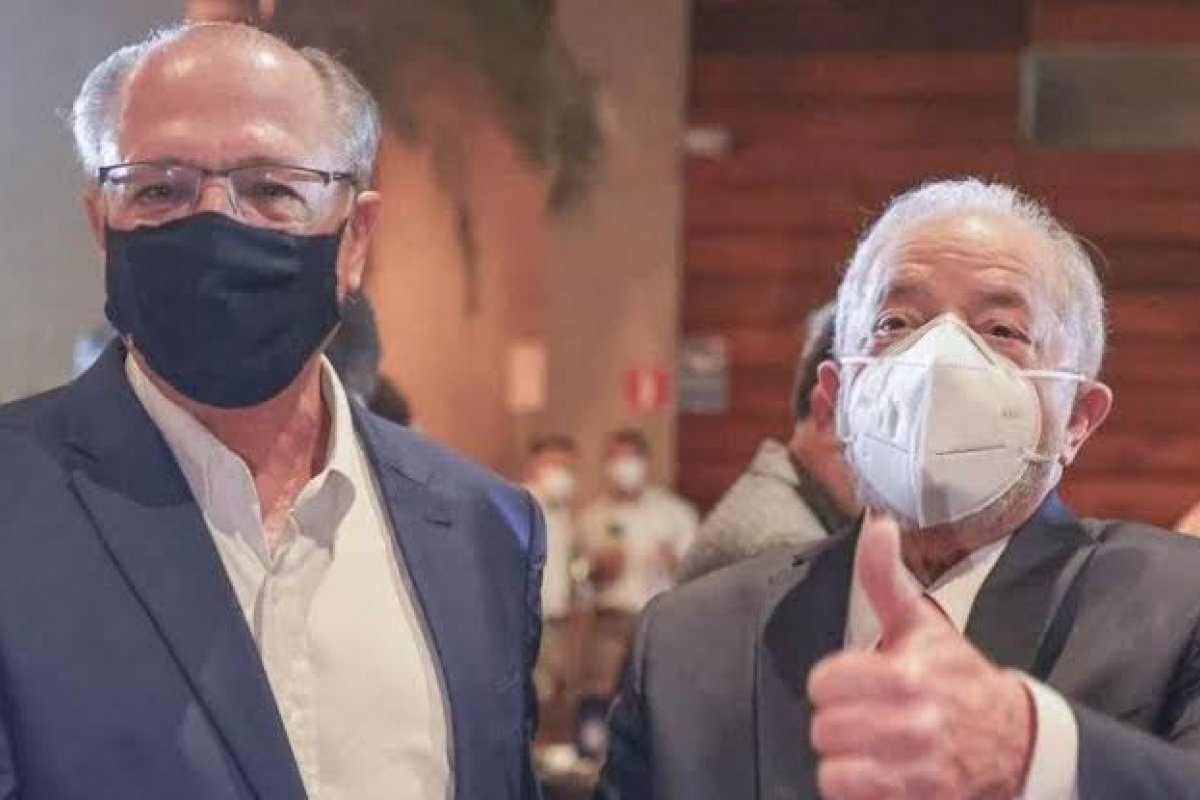 Alckmin se filia ao PSB na quarta-feira
