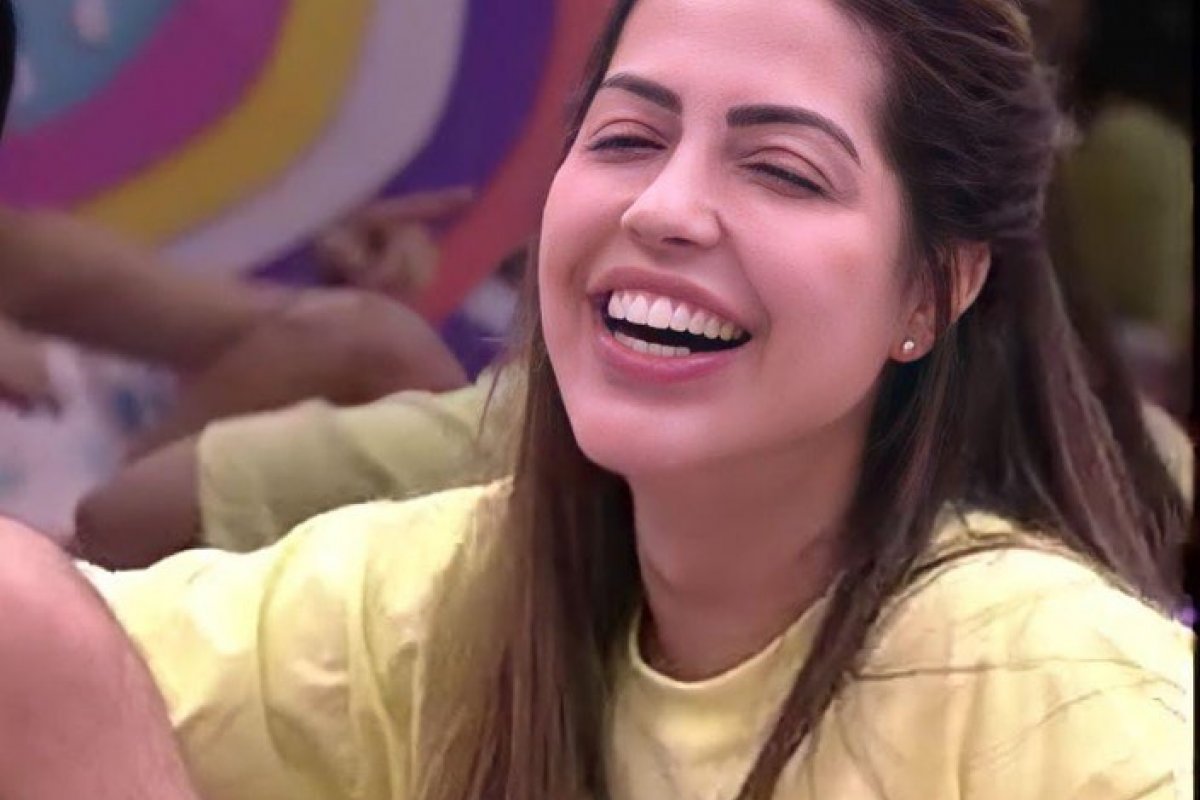 Pálpebras da sister Laís Caldas do BBB 22 viram tema de discussão judicial!