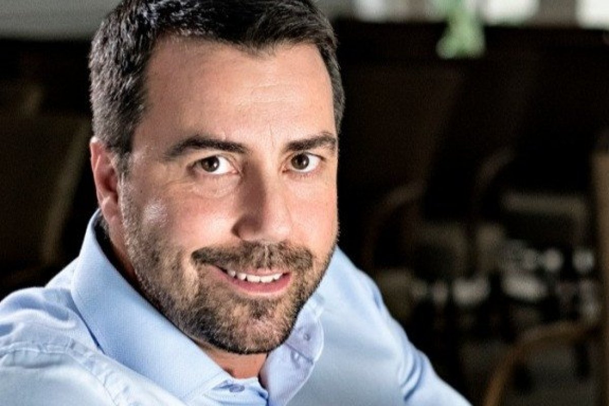 Carlos Ferreirinha ministra palestra em evento do Núcleo de Decoração da Bahia