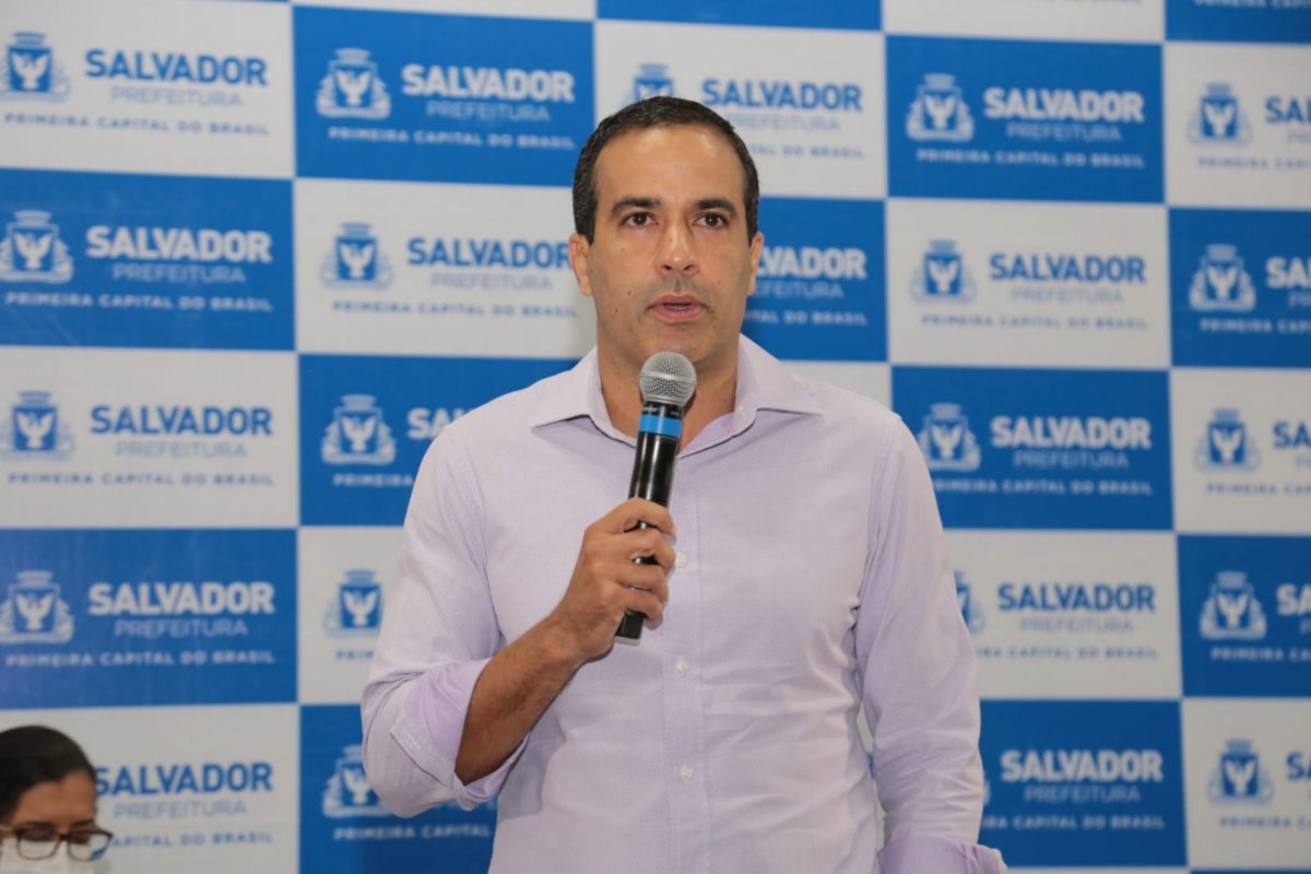 Bruno Reis faz apelo para que estudantes compareçam às aulas