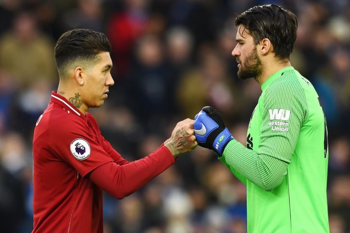 Revista Francesa divulga indicados para Bola de Ouro com Alisson e Firmino