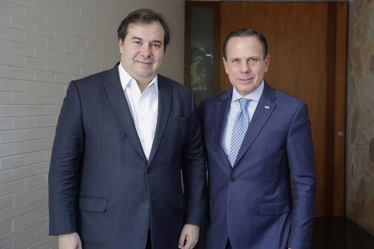 Rodrigo Maia anuncia filiação ao PSDB