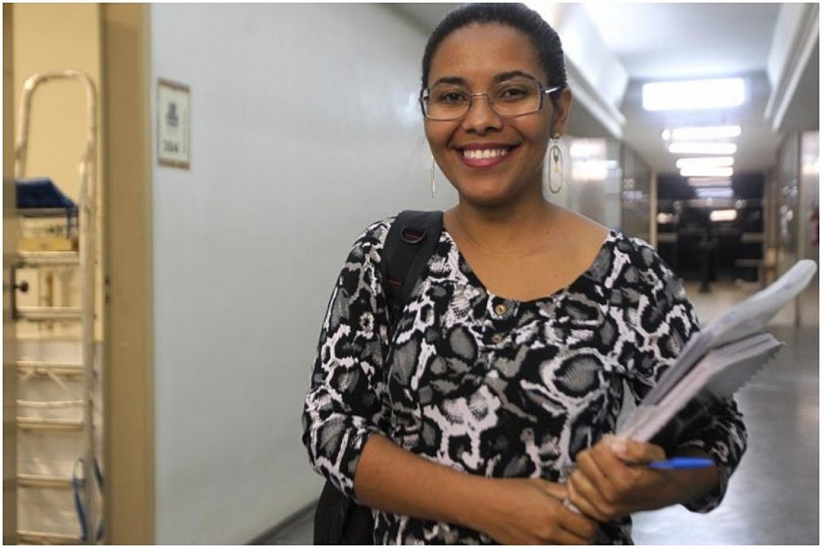 Governo da Bahia convoca 3.258 estudantes para o programa Partiu Estágio