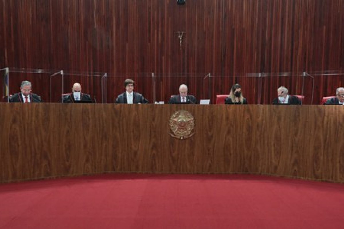 TSE decide não multar eleitor que deixou de votar nas eleições de 2020