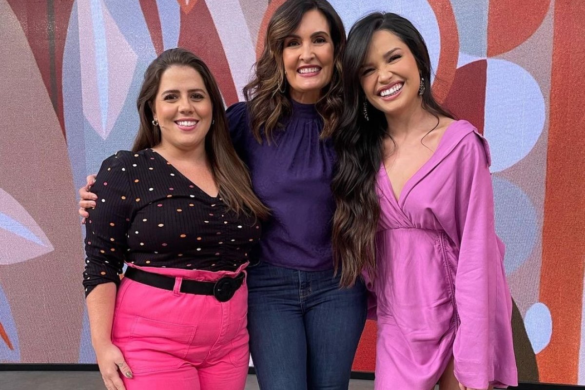 Juliette escolhe look do estilista Iury Costa para lançar turnê no Encontro com Fátima Bernardes
