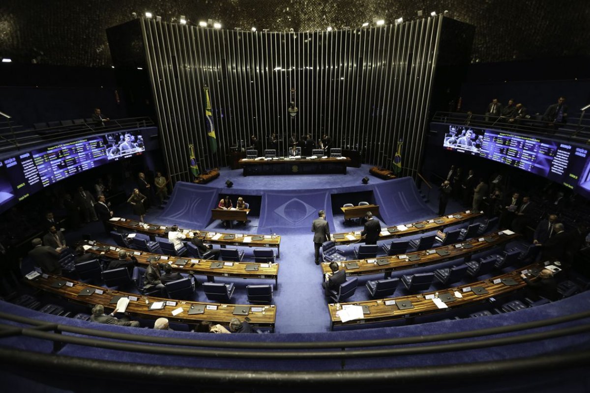 Senado vota segundo turno da PEC da Reforma da Previdência nesta terça (22)
