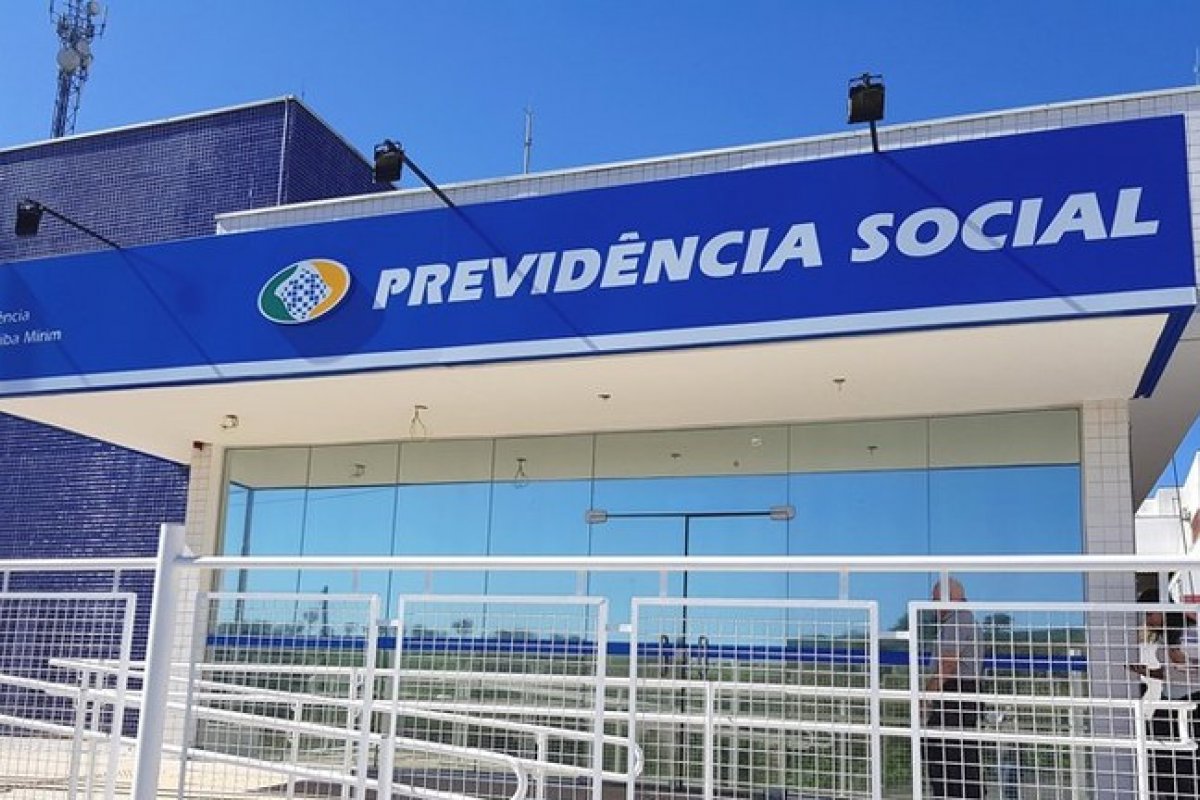 Pagamento do 13º salário do INSS começa em abril; confira