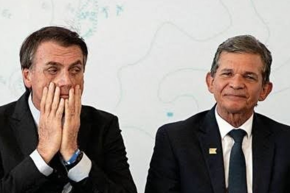 Bolsonaro demite o presidente da Petrobras, Joaquim Silva e Luna