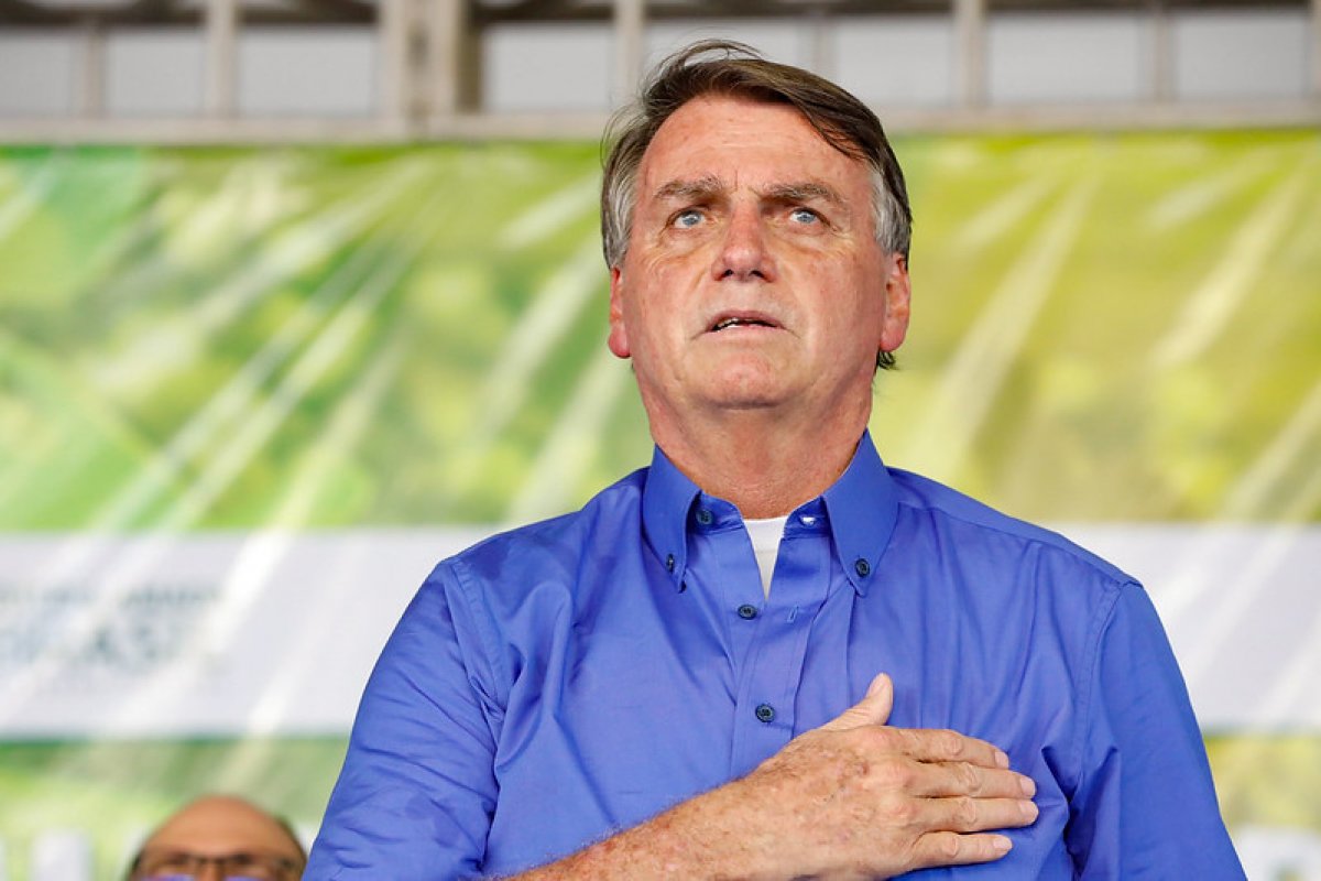 Governo Bolsonaro já acumula 28 trocas de ministros desde 2019