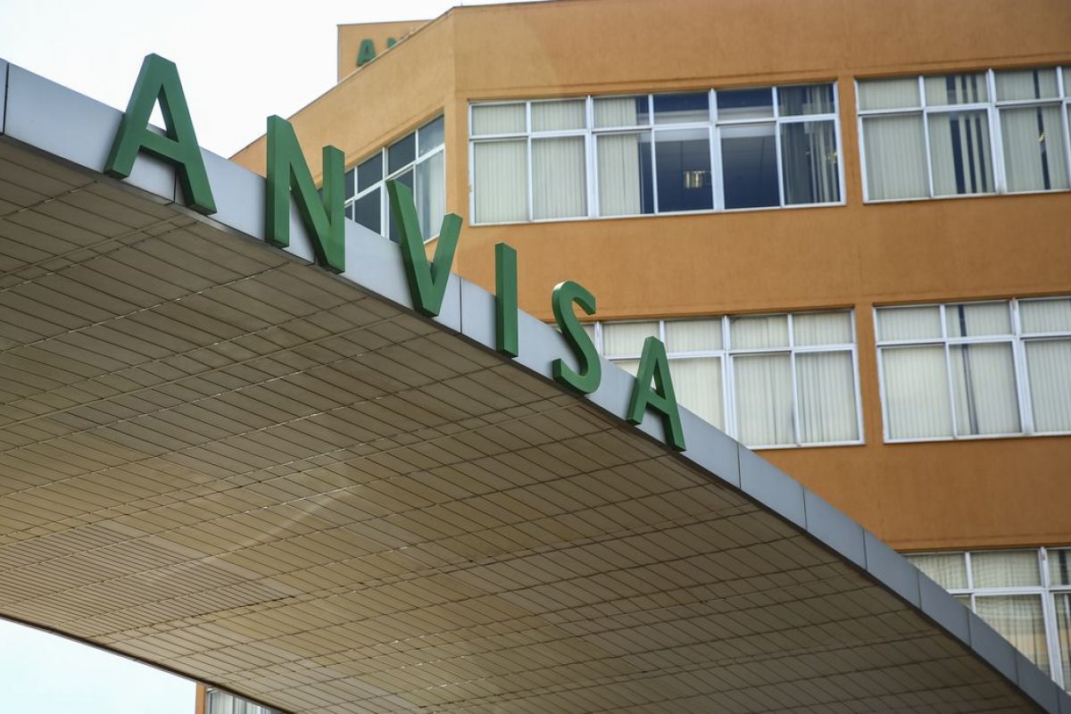Anvisa aprova medicamento da Pfizer contra a Covid-19
