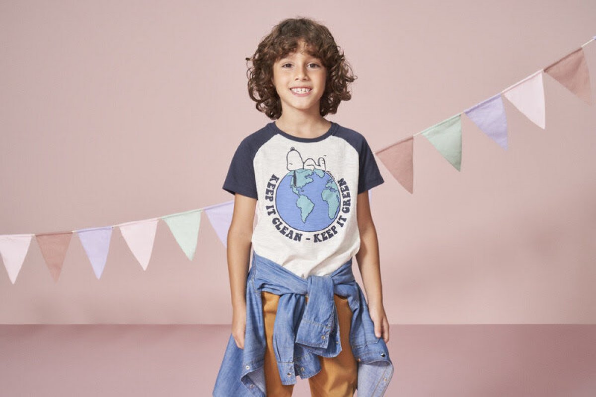 Em parceria com a SOS Mata Atlântica, Riachuelo lança coleção sustentável inspirada nos quadrinhos do Snoopy!