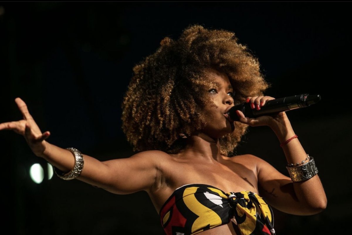 Ex-The Voice Gab Ferruz e DJ Pureza são convidados do Oriente Fast, no Rio Vermelho!