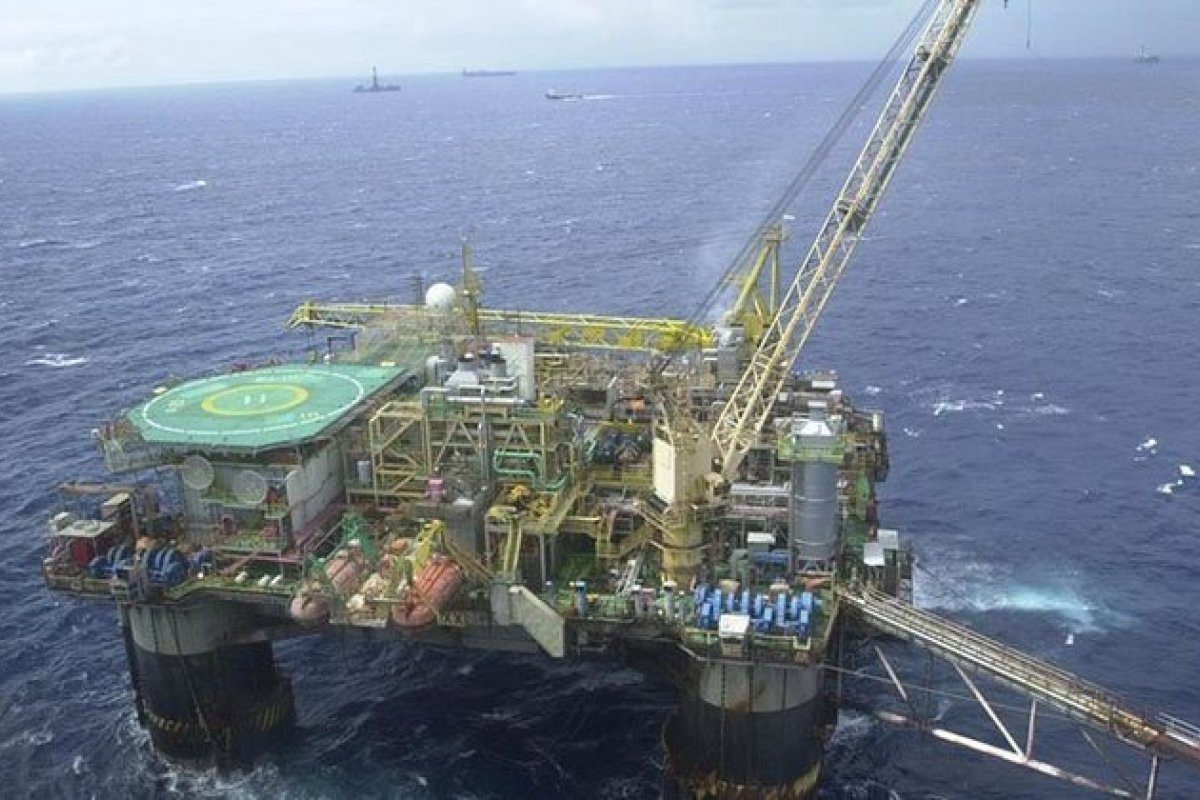 Petróleo: reservas provadas tem crescimento de 11% em 2021 no Brasil