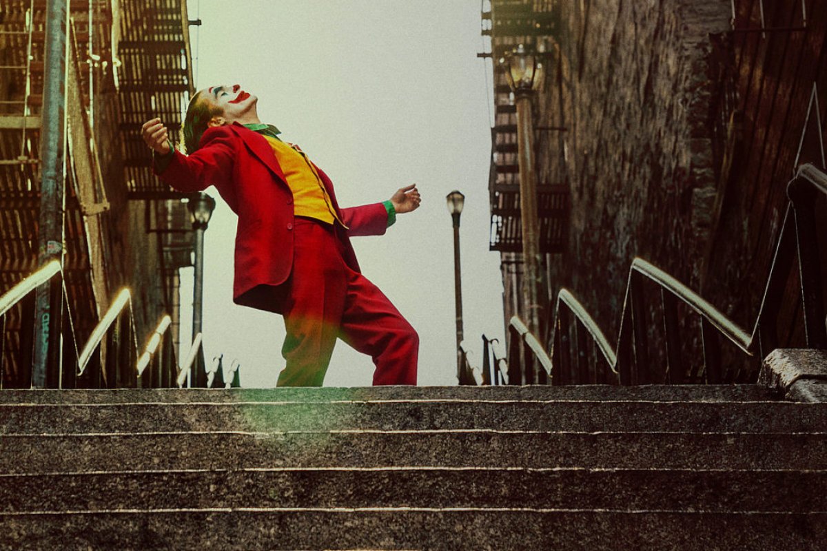 Escadaria do Bronx vira ponto turístico após sucesso do novo filme do Coringa
